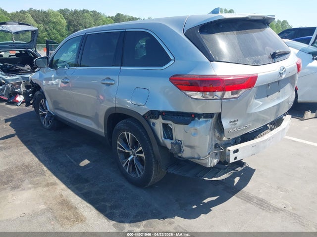 Toyota Highlander Le Plus