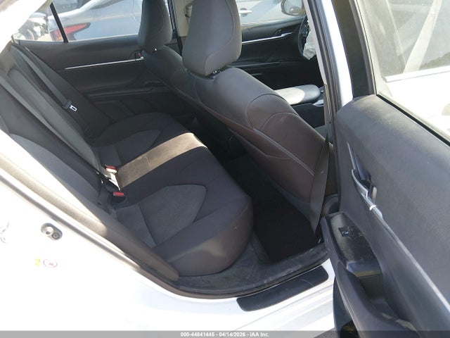 Toyota Camry Le