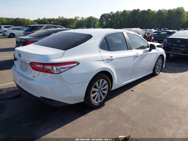 Toyota Camry Le