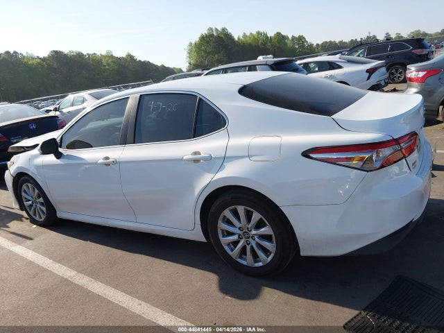 Toyota Camry Le