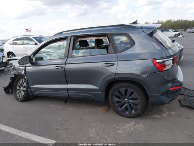 Volkswagen Taos 1.5t S