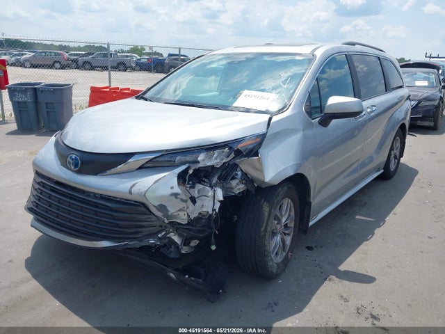 Toyota Sienna Xle