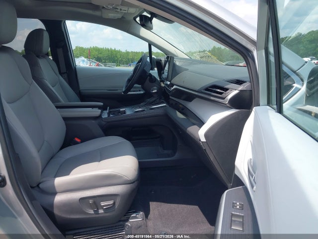 Toyota Sienna Xle