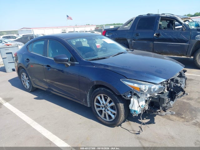 Salvage Mazda Mazda3 Image