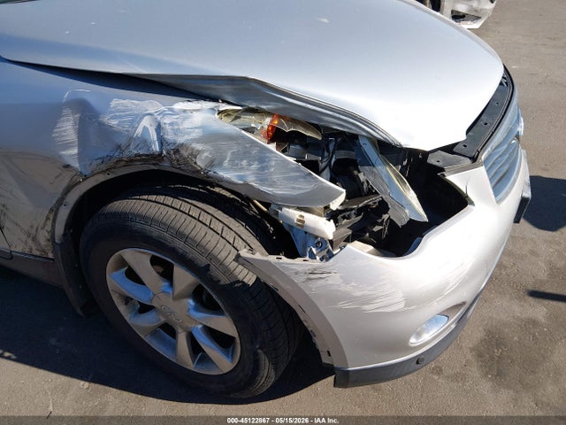 INFINITI Ex Journey