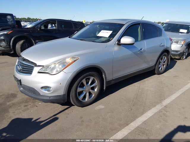 INFINITI Ex Journey