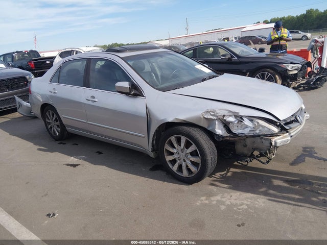 Salvage Honda Accord Image
