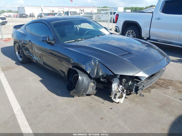 Salvage Ford Mustang Image