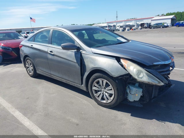 Salvage Hyundai SONATA Image