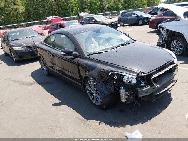 Salvage Volvo C70 Image