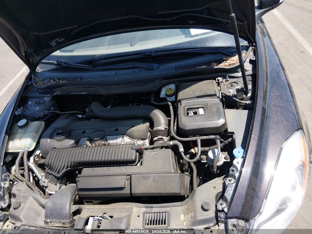 Volvo C70 T5