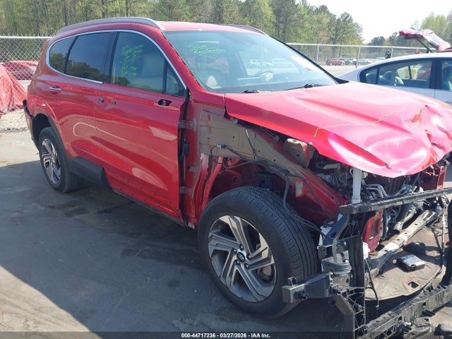 Salvage Hyundai SANTA FE Image