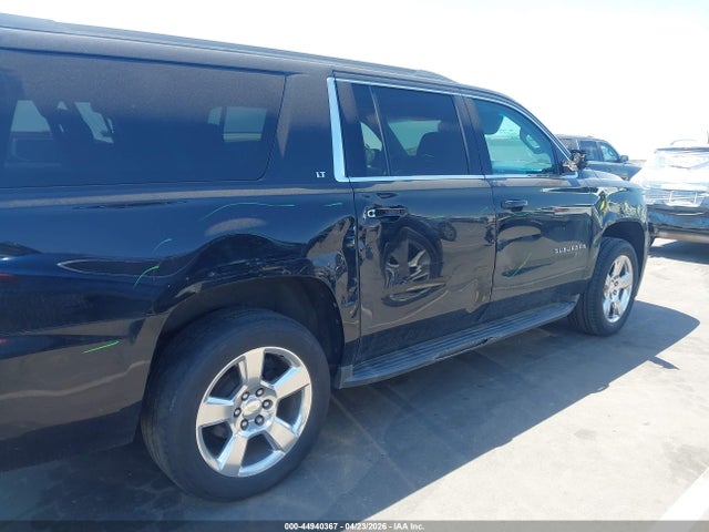 Chevrolet Suburban Lt