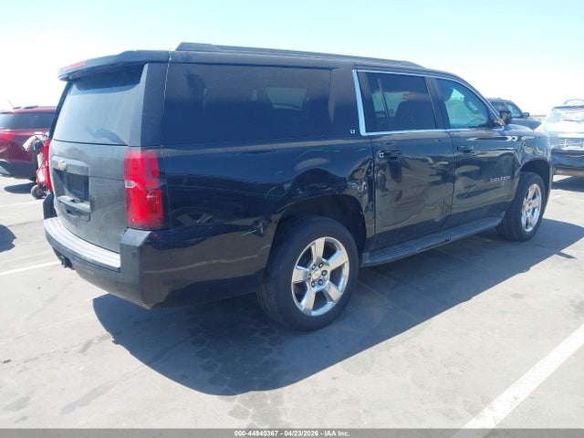 Chevrolet Suburban Lt
