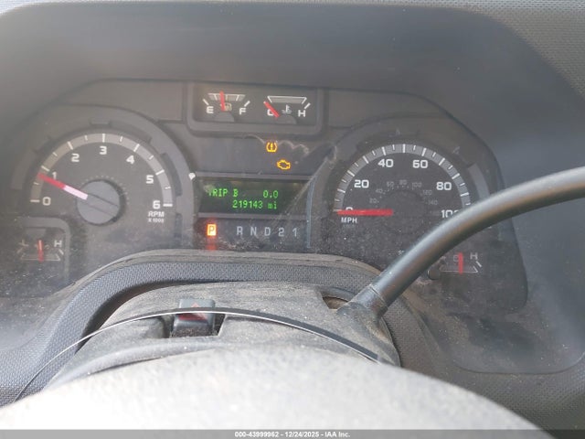 Ford E-250 Commercial