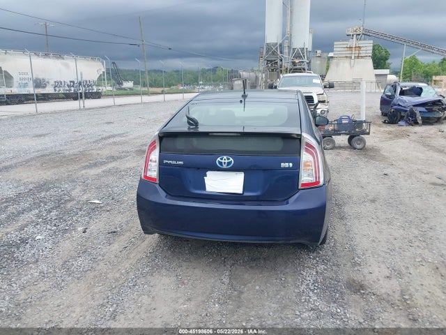 Toyota Prius Three