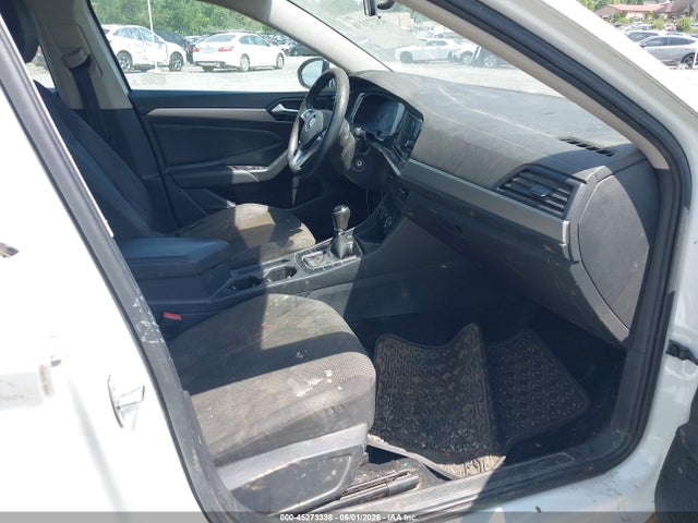 Volkswagen Jetta 1.4t S
