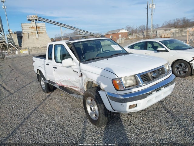 Salvage Nissan Frontier Image