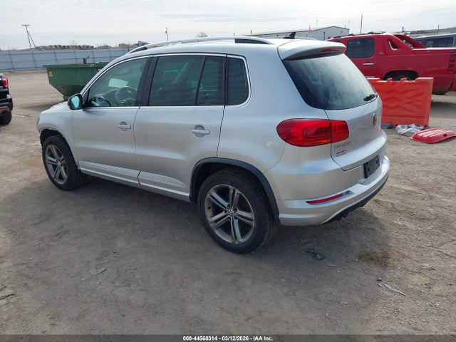 Volkswagen Tiguan 2.0t Sport