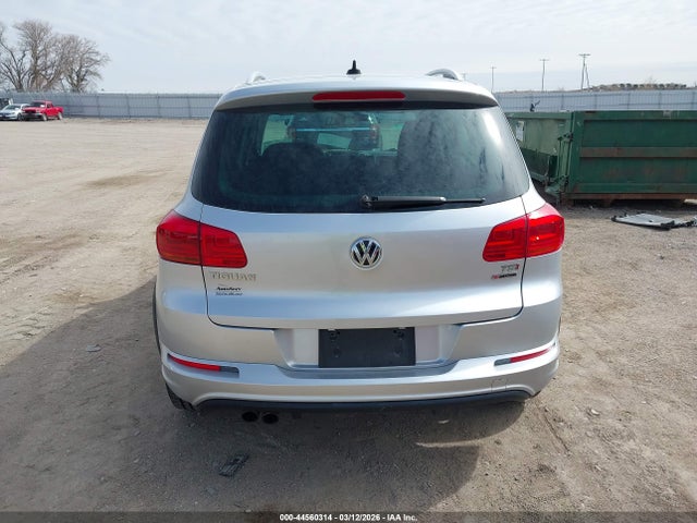Volkswagen Tiguan 2.0t Sport