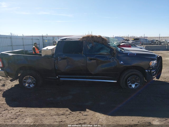 Ram 2500 Tradesman  4x4 6'4 Box