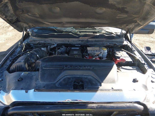 Ram 2500 Tradesman  4x4 6'4 Box