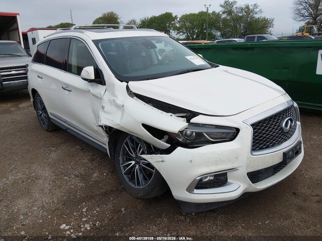 Salvage INFINITI Qx Image