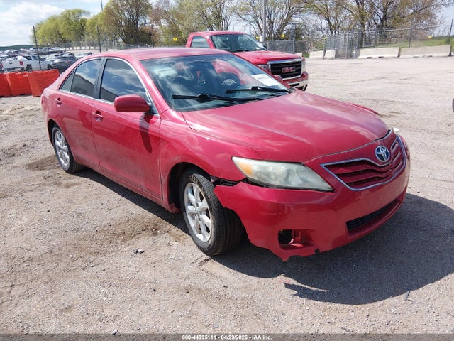 Salvage Toyota Camry Image