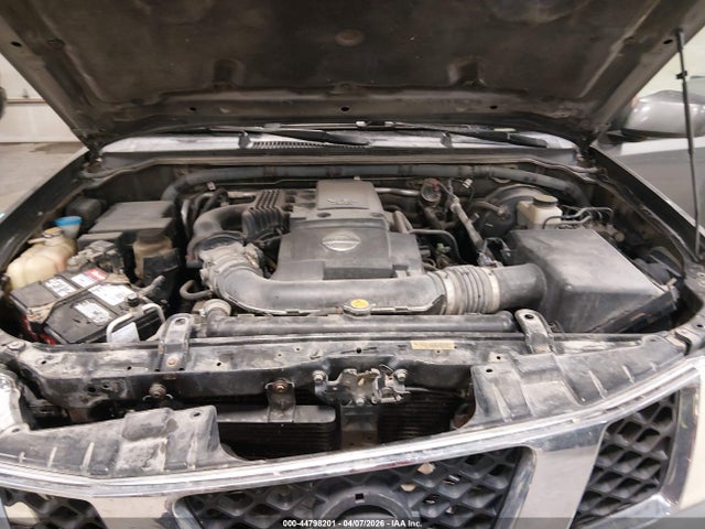 Nissan Pathfinder Se