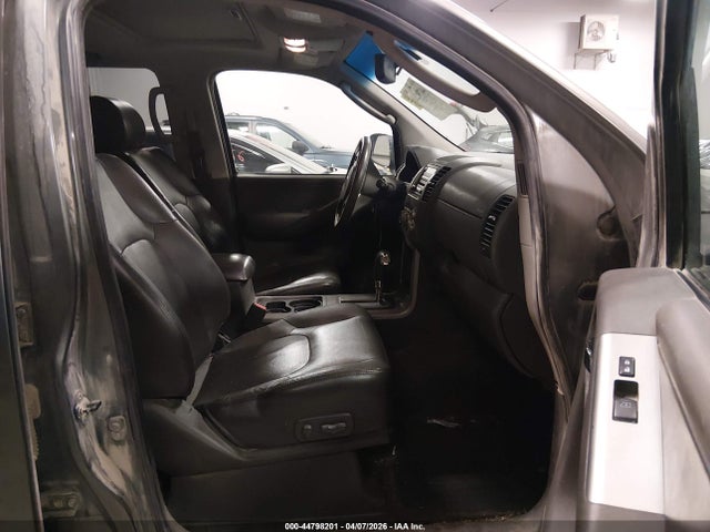 Nissan Pathfinder Se