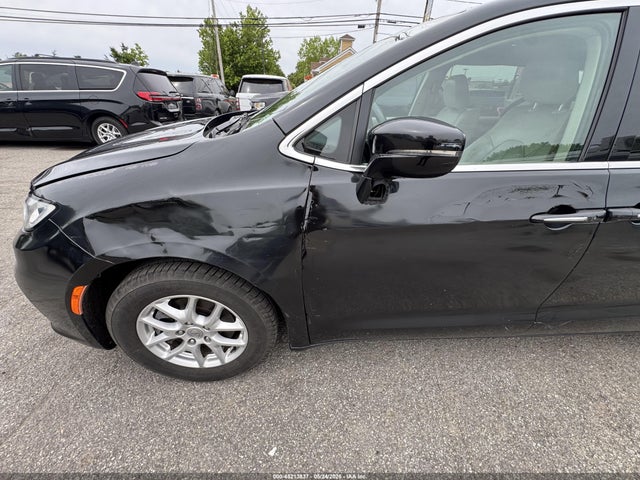Chrysler Pacifica Touring L