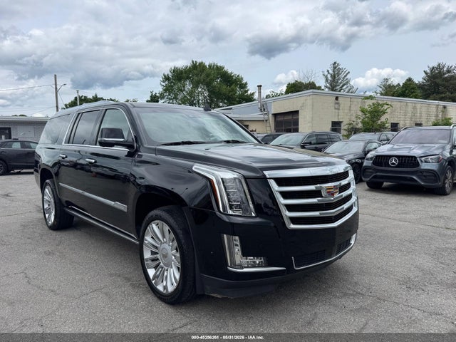 Salvage Cadillac Escalade Image