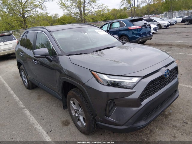 Salvage Toyota RAV4 Image