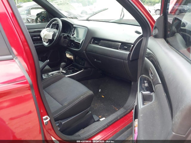 Mitsubishi Outlander Le