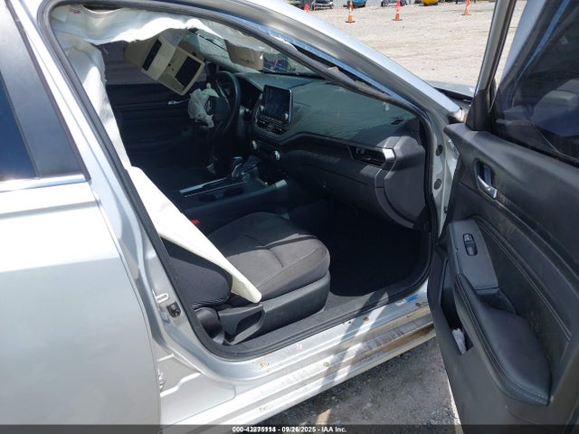 Nissan Altima S Fwd
