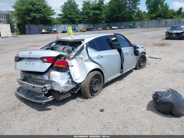 Nissan Altima S Fwd