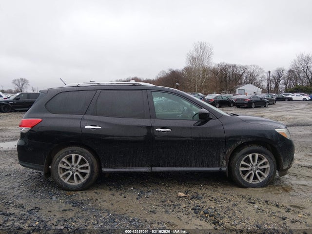 Nissan Pathfinder Sv