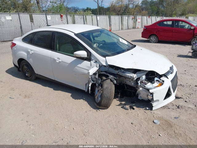 Salvage Ford Focus Image