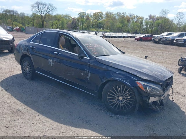 Salvage Mercedes-Benz C-Class Image