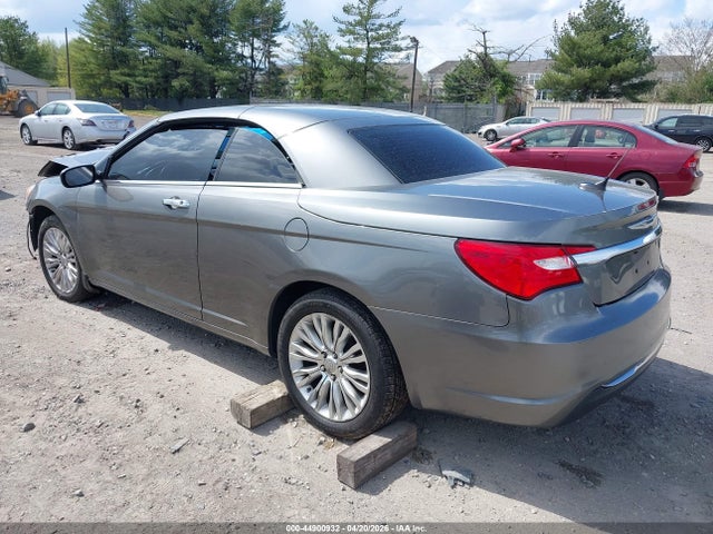 Chrysler 200 Limited