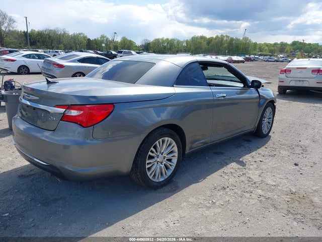 Chrysler 200 Limited