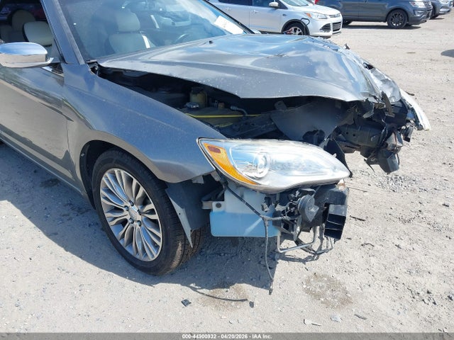 Chrysler 200 Limited