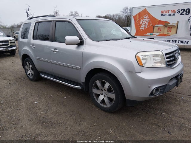 Salvage Honda Pilot Image