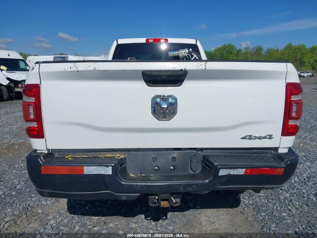 Ram 2500 Tradesman  4x4 8' Box