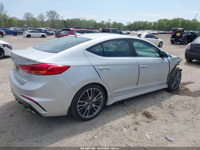 Hyundai ELANTRA Sport