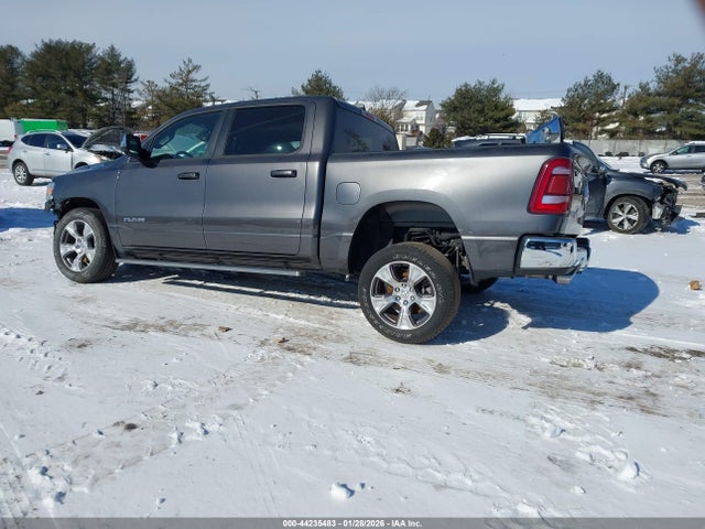 Ram 1500 Laramie  4x4 5'7 Box