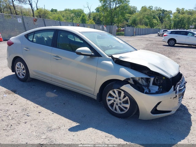 Salvage Hyundai ELANTRA Image