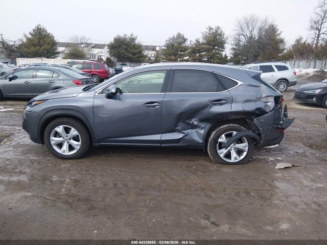 Lexus NX