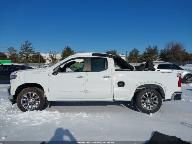 Chevrolet Silverado 1500 4wd  Standard Bed Lt