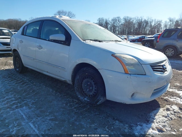 Salvage Nissan Sentra Image